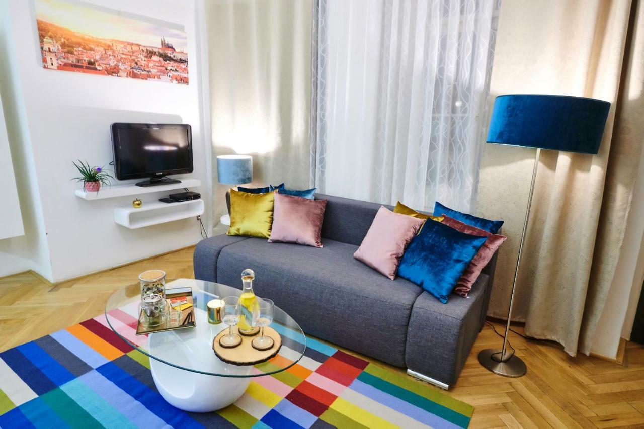 Royal Route Apartment