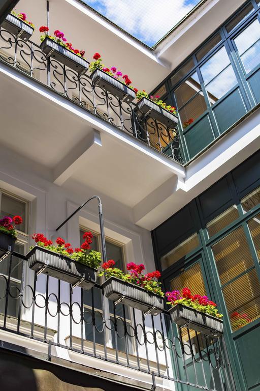 Apartament Royal Route *